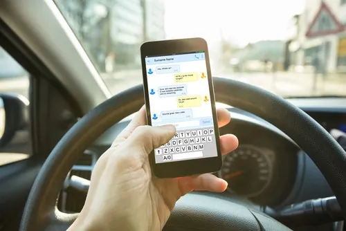 distracted driving accident lawyer rochelle park nj|