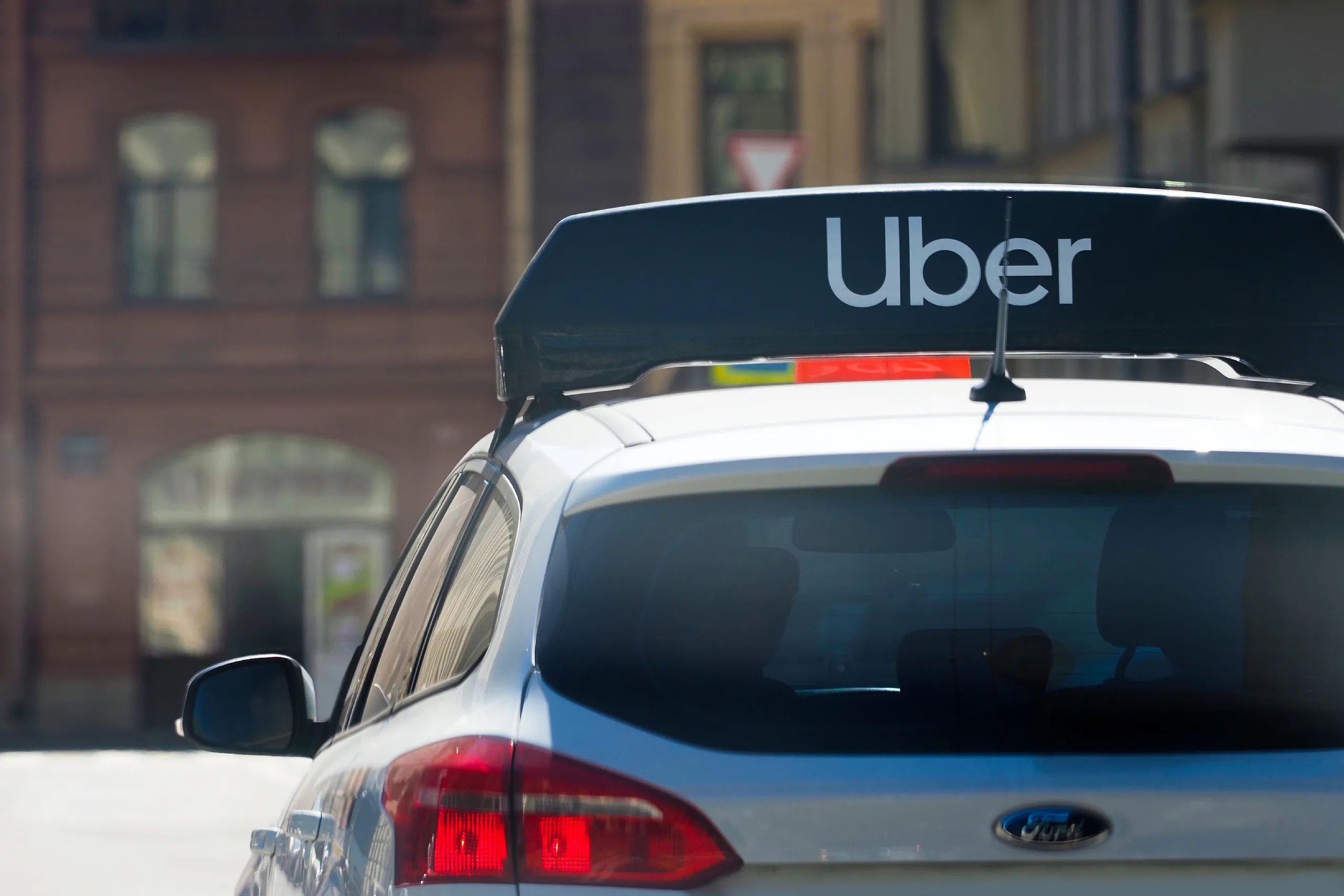 Can You Sue a Rideshare Driver for Overloading Passengers