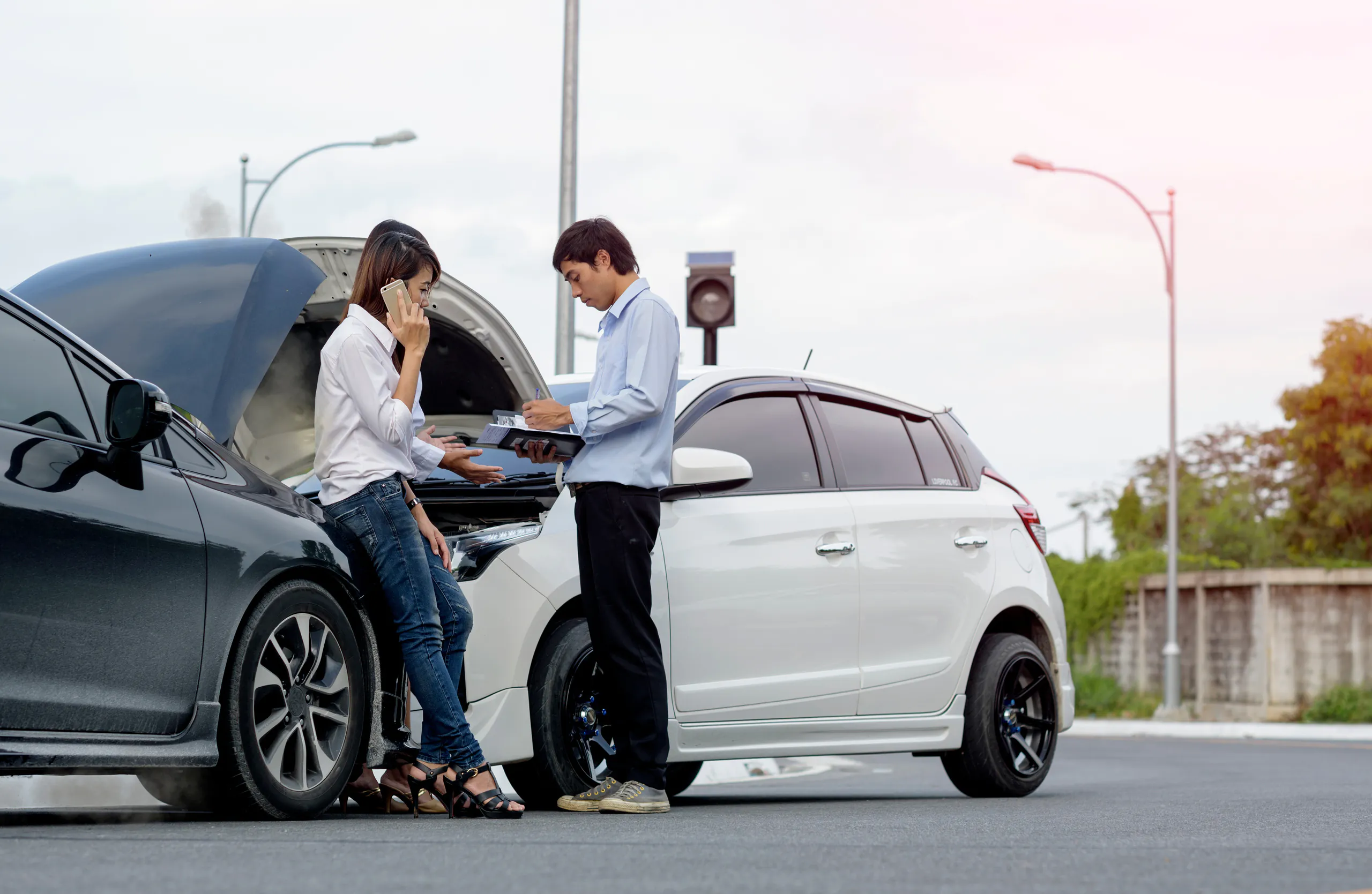 Illustration representing New Jersey rideshare insurance coverage and a passenger's rights after an Uber or Lyft crash.